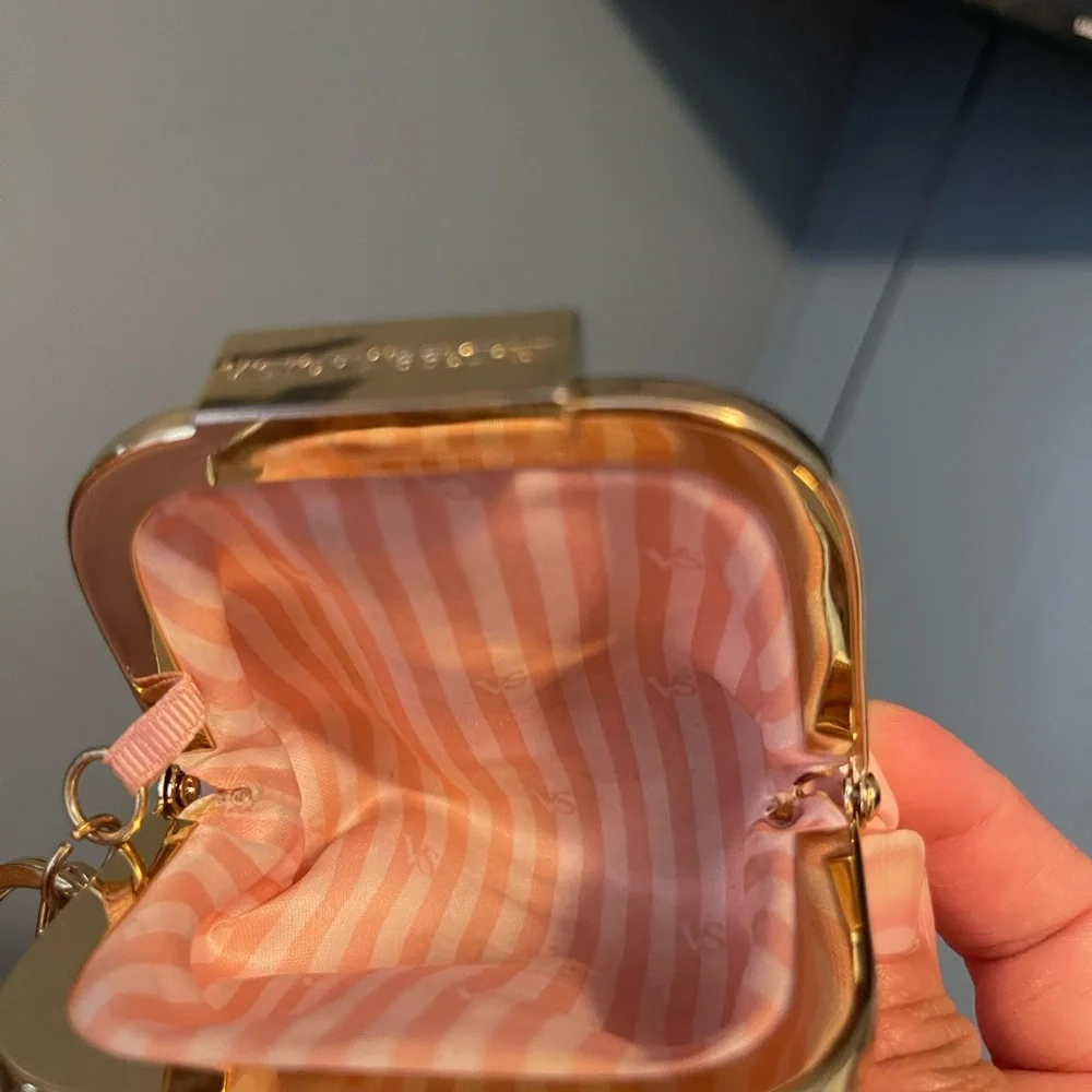 Victoria's Secret Pink Coin Purse with Metallic Accent vintage - Picture 7 of 7
